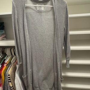 American Eagle Outfitters Gray Open Front Cardigan